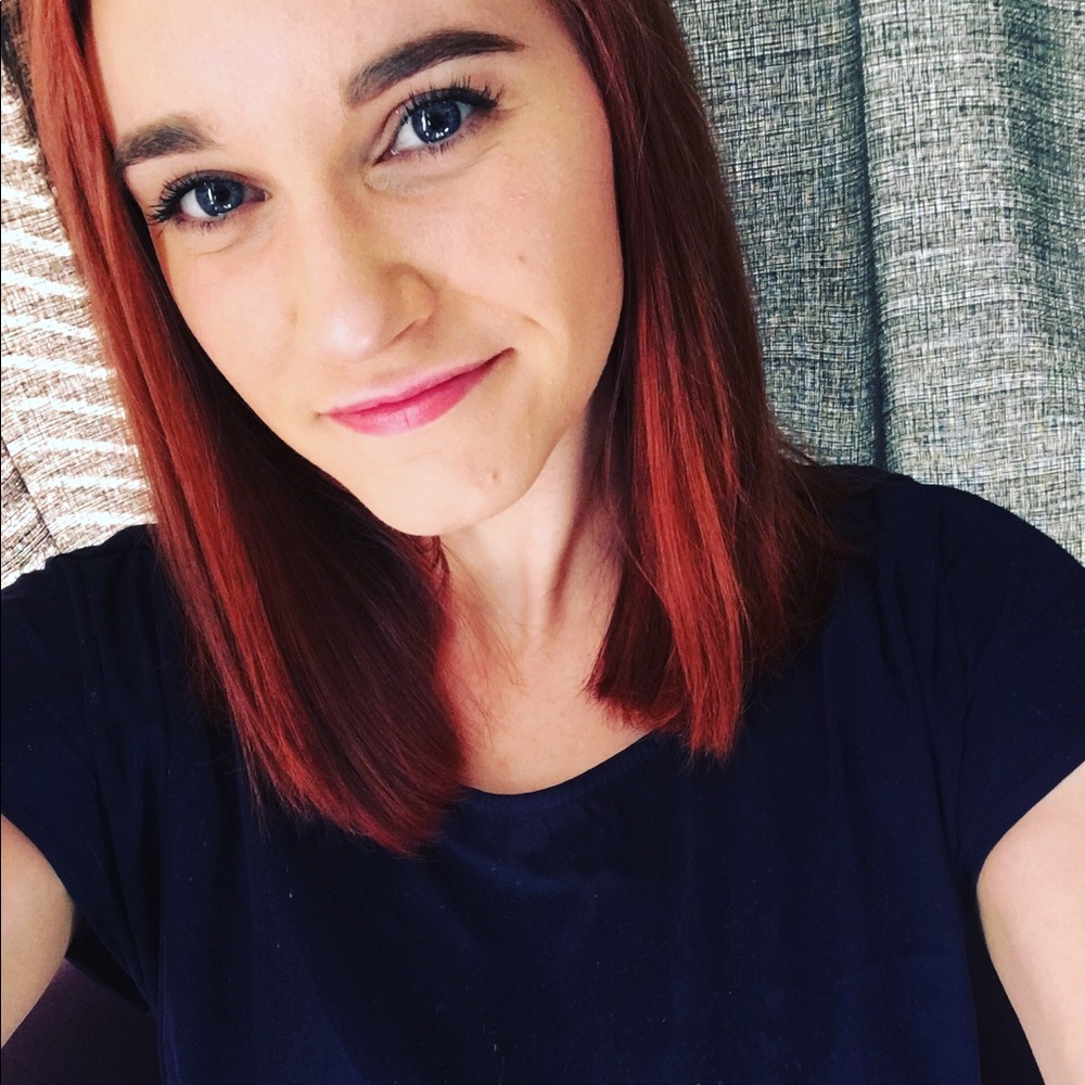 Meet your Posher, Kayla